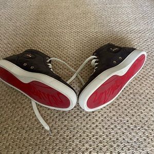New Condition Christian Louboutin Brown Suede Size 44.5/11